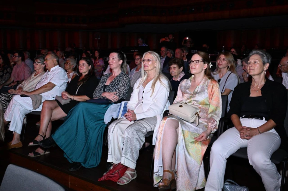 Milli rəqs sənətimizin Montrö festivalında təntənəsi - FOTOLAR