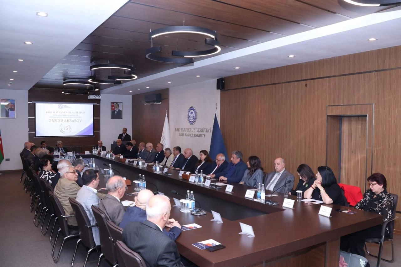 BSU-da Ənvər Abbasovun 75 illiyinə həsr olunan konfrans keçirilib - FOTO