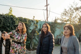 Leyla Əliyeva, Arzu Əliyeva və Alena Əliyeva “Təmiz Dünya” sığınacağında yaşayan uşaqların bayram sevincinə şərik olublar - FOTO