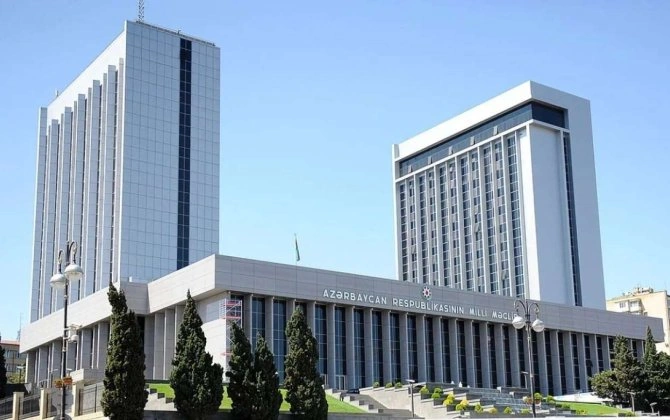 Əcnəbilərin Azərbaycanda müvəqqəti olma müddətinin uzadılması prosedurları elektronlaşdırılır