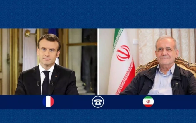 Məsud Pezeşkian Emmanuel Makronla telefonla danışıb - FOTO