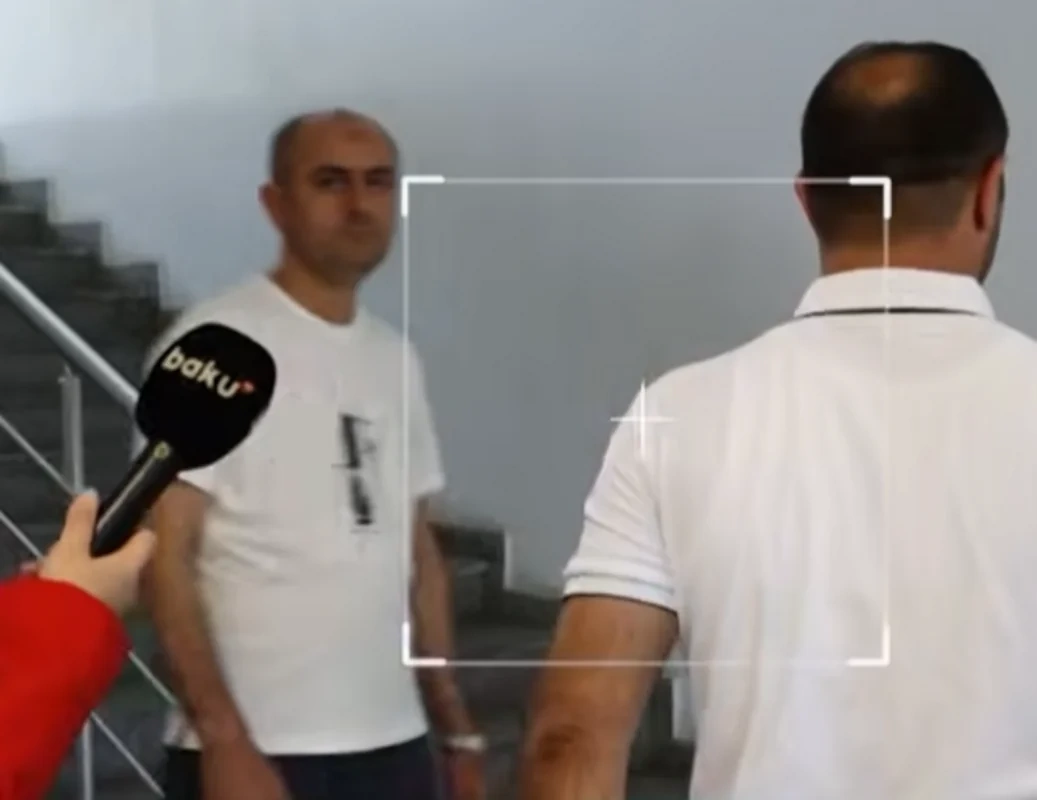 Kameranı görüb qaçdılar: Tibb mərkəzində nə baş verir? - VİDEO
