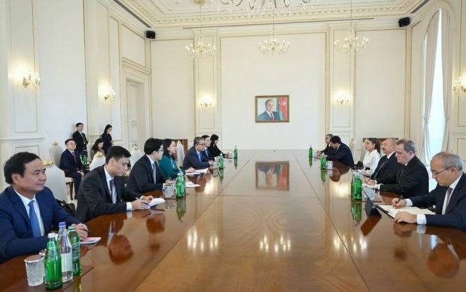 Prezident İlham Əliyev Vyetnamın Vitse-prezidenti ilə görüşüb - FOTO