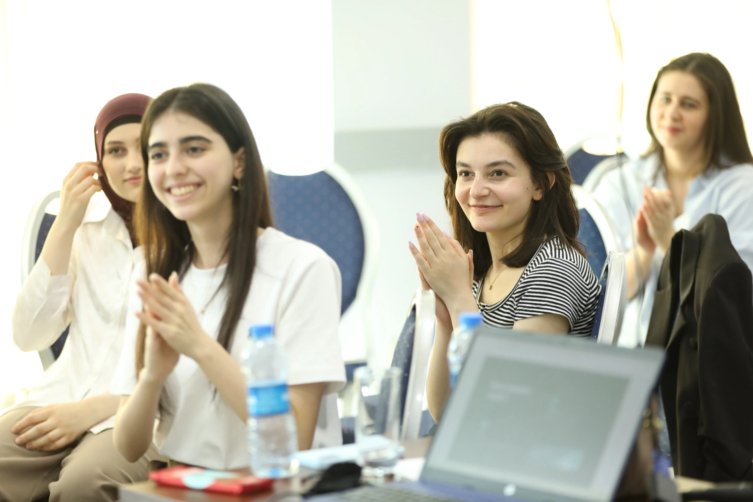 Trendyol və PAŞA Holding-in dəstəyi ilə gənc qadınlar üçün süni intellekt düşərgəsi keçirilib - FOTO
