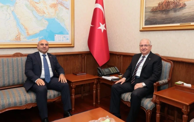 Azərbaycanın səfiri Türkiyənin milli müdafiə naziri ilə görüşüb