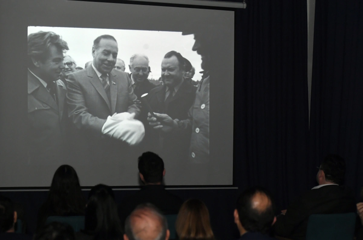Bakıda ümummilli lider Heydər Əliyevin xatirə gecəsi keçirilib - FOTO