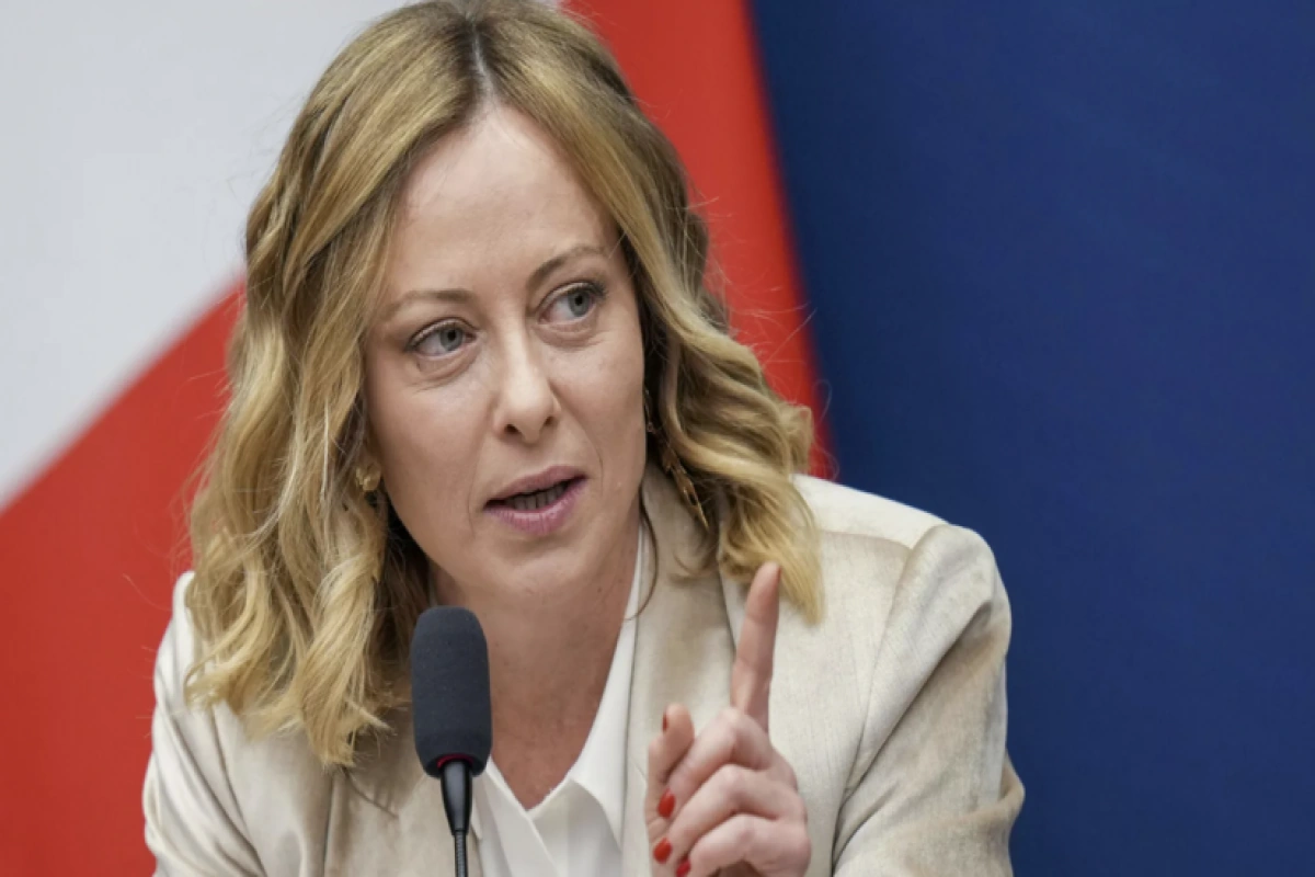 Meloni: Aİ Rusiyanın digər ölkələrdə də dondurulmuş aktivlərinə diqqət yetirə bilər
