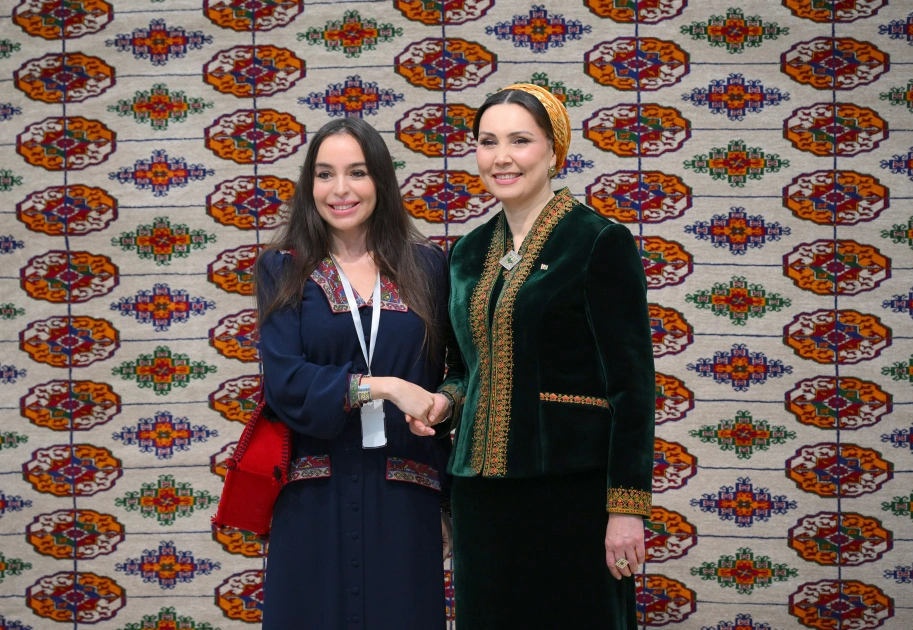 Leyla Əliyeva Türkmənistanda beynəlxalq konfransda iştirak edib - FOTO
