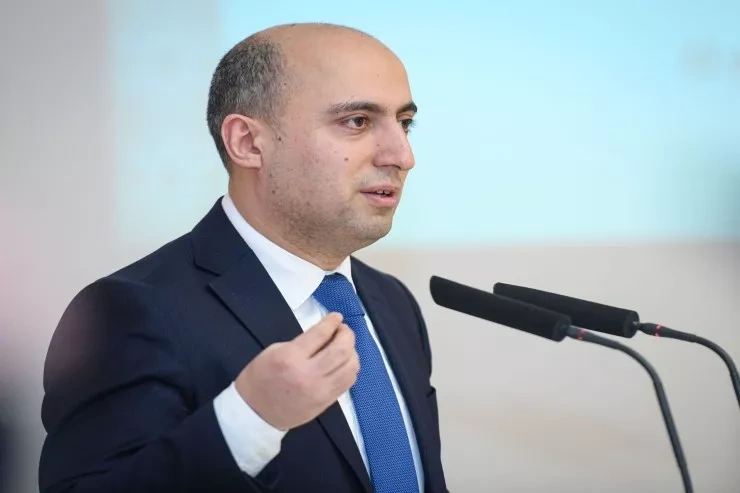 10 minə yaxın müəllimin əmək müqaviləsinə xitam verildi - NAZİR