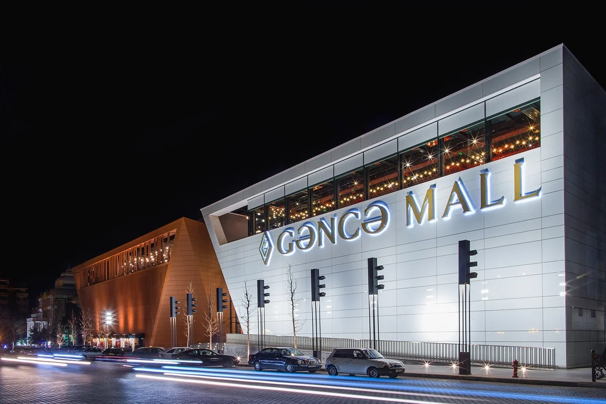 "Gəncə Mall"da oğurluq olub