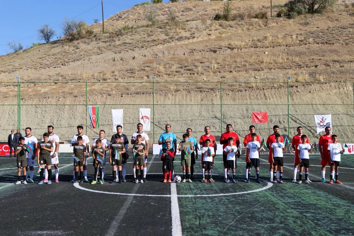 Naxçıvanda ilk Minifutbol Kuboku başa çatıb - FOTO