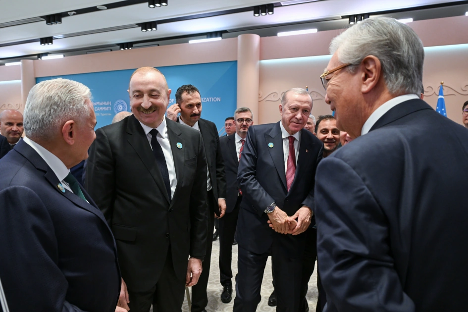 İlham Əliyev Türküstanda TDT-nin qeyri-rəsmi Zirvə görüşündə iştirak edib - FOTO - YENİLƏNİB