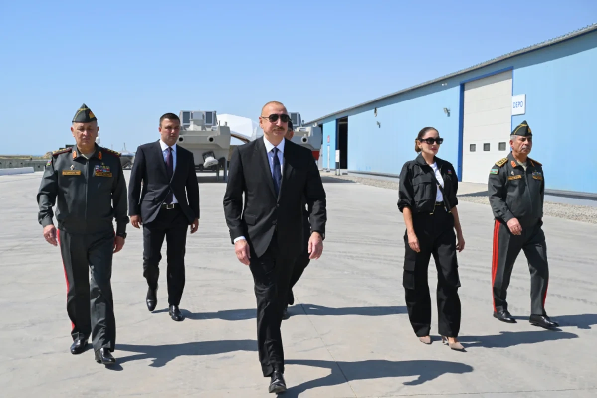İlham Əliyev Hərbi Dəniz Qüvvələrində oldu - FOTOLAR