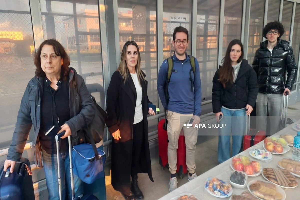 Çin və İtaliya vətəndaşları İrandan Azərbaycan sərhədi ilə təxliyə olunub - FOTO
