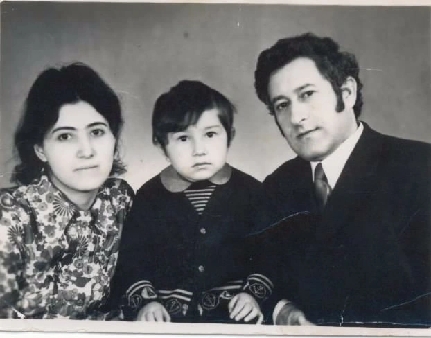 Bəstəkarın oğlundan ETİRAZ: “Efir qadağası olan müğənni bu nə cürətdir edib?”