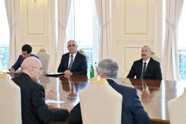 Prezident İlham Əliyev Baqir Qalibafın başçılıq etdiyi nümayəndə heyətini qəbul edib - FOTO