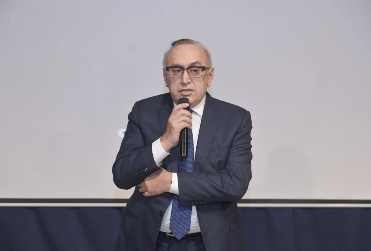 Bakıda ümummilli lider Heydər Əliyevin xatirə gecəsi keçirilib - FOTO