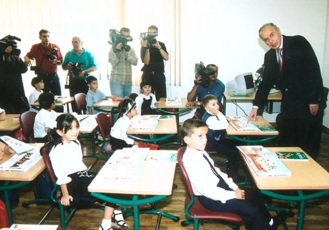 "Mən yer üzündə müəllimdən yüksək ad tanımıram" - Ulu öndərin təhsilə verdiyi müstəsna dəyər - FOTO