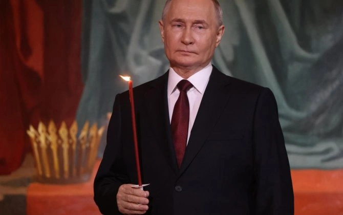 Putinin hakimiyyəti üç il ərzində sona çata bilər - "Forbes"