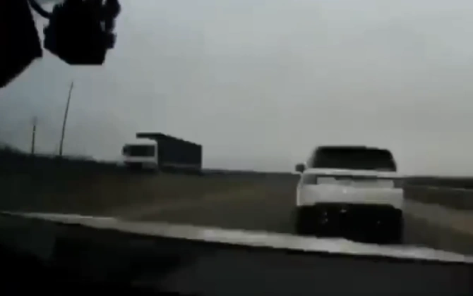 “Range Rover”lə təhlükəli manevr edən sürücü həbs olundu - VİDEO