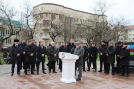 Qroznıda AZAL-a məxsus təyyarə qəzaya uğrayarkən həlak olanlara ithaf edilən xatirə daşının açılışı olub - FOTO
