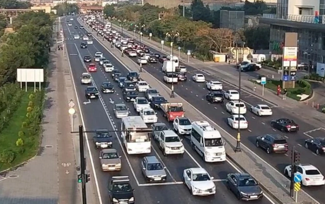 Bakıda bu yollarda sıxlıq var - SİYAHI