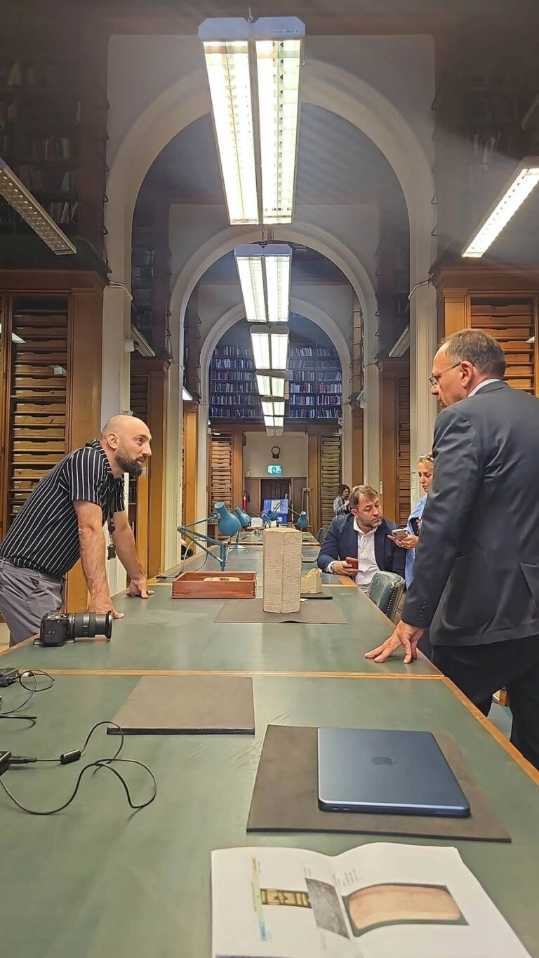 Azər Aydəmir Londonda səfirlə görüşdü - FOTO