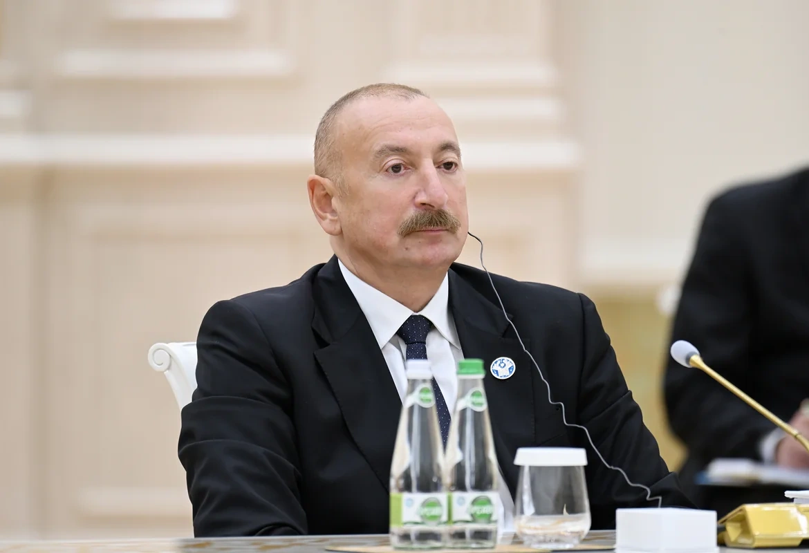 Türkmənbaşı şəhərində MDB Dövlət Başçıları Şurasının geniş tərkibdə iclası keçirilib - YENİLƏNİB