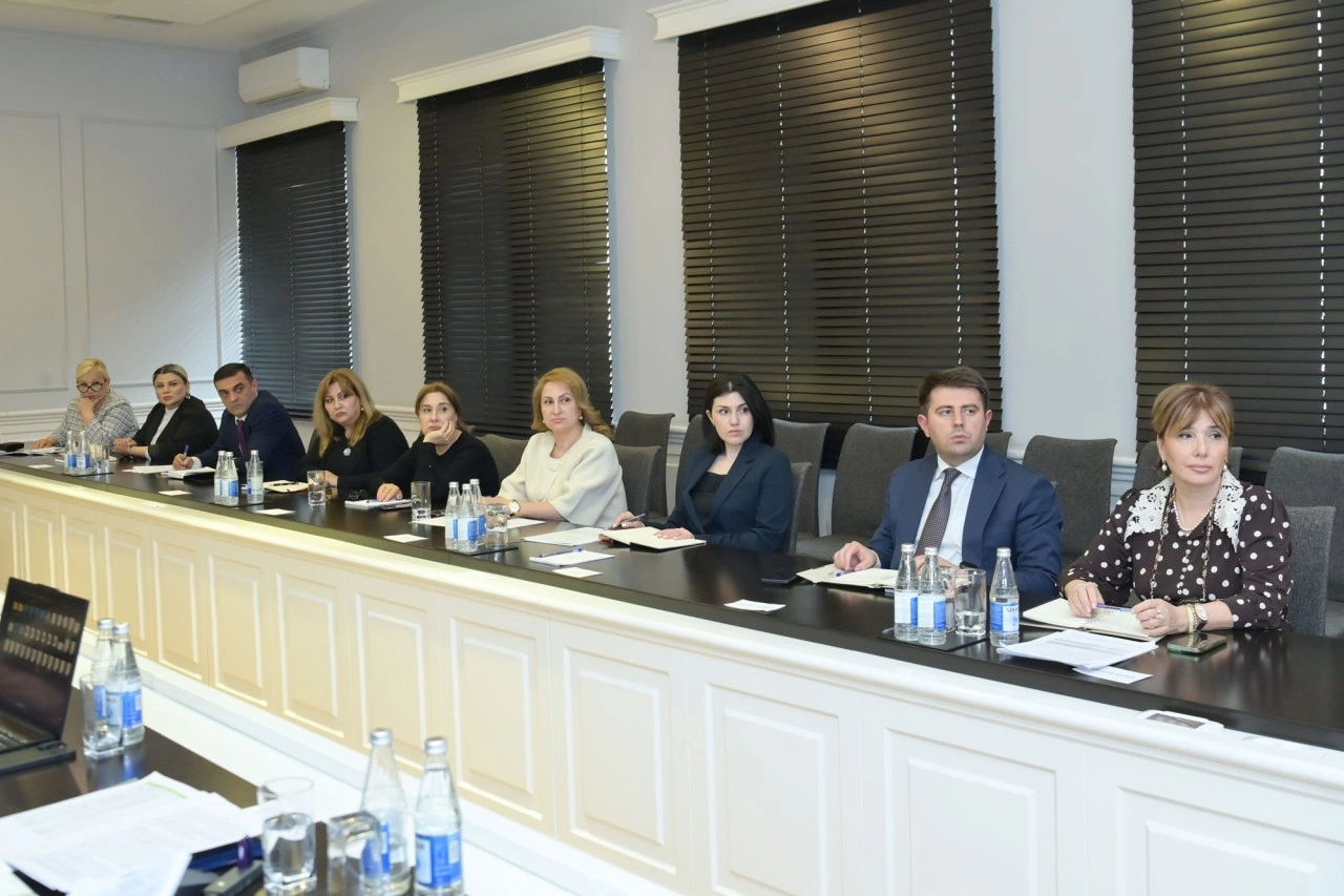 Emin Əmrullayev internat məktəblərinin direktorları ilə görüşdü - FOTO