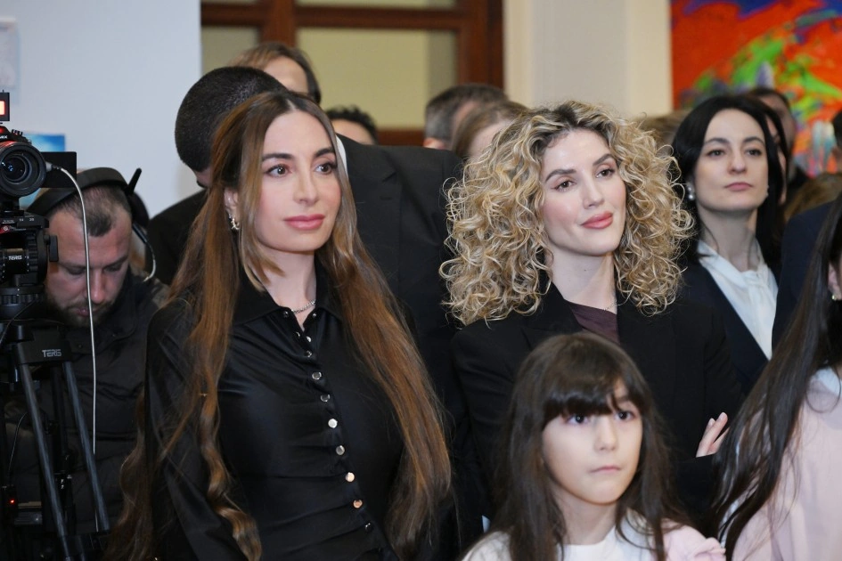 Leyla və Arzu Əliyevalar Tiranada MAMA "Ana təbiət" beynəlxalq incəsənət sərgisinin açılışında - FOTOLAR