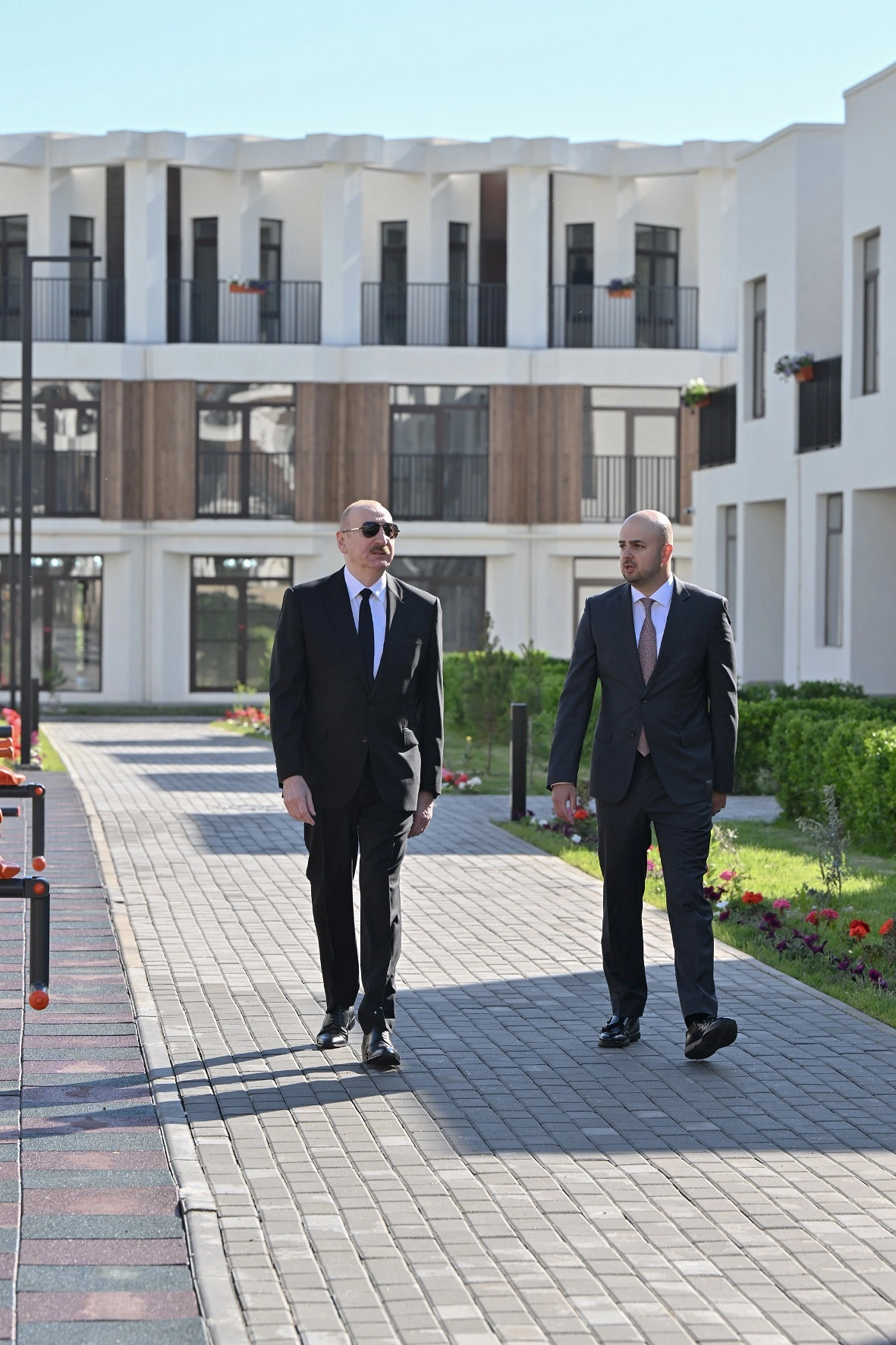 İlham Əliyev Zəngilanda inşa olunmuş ilk yaşayış kompleksinin açılışında iştirak etdi - FOTOLAR