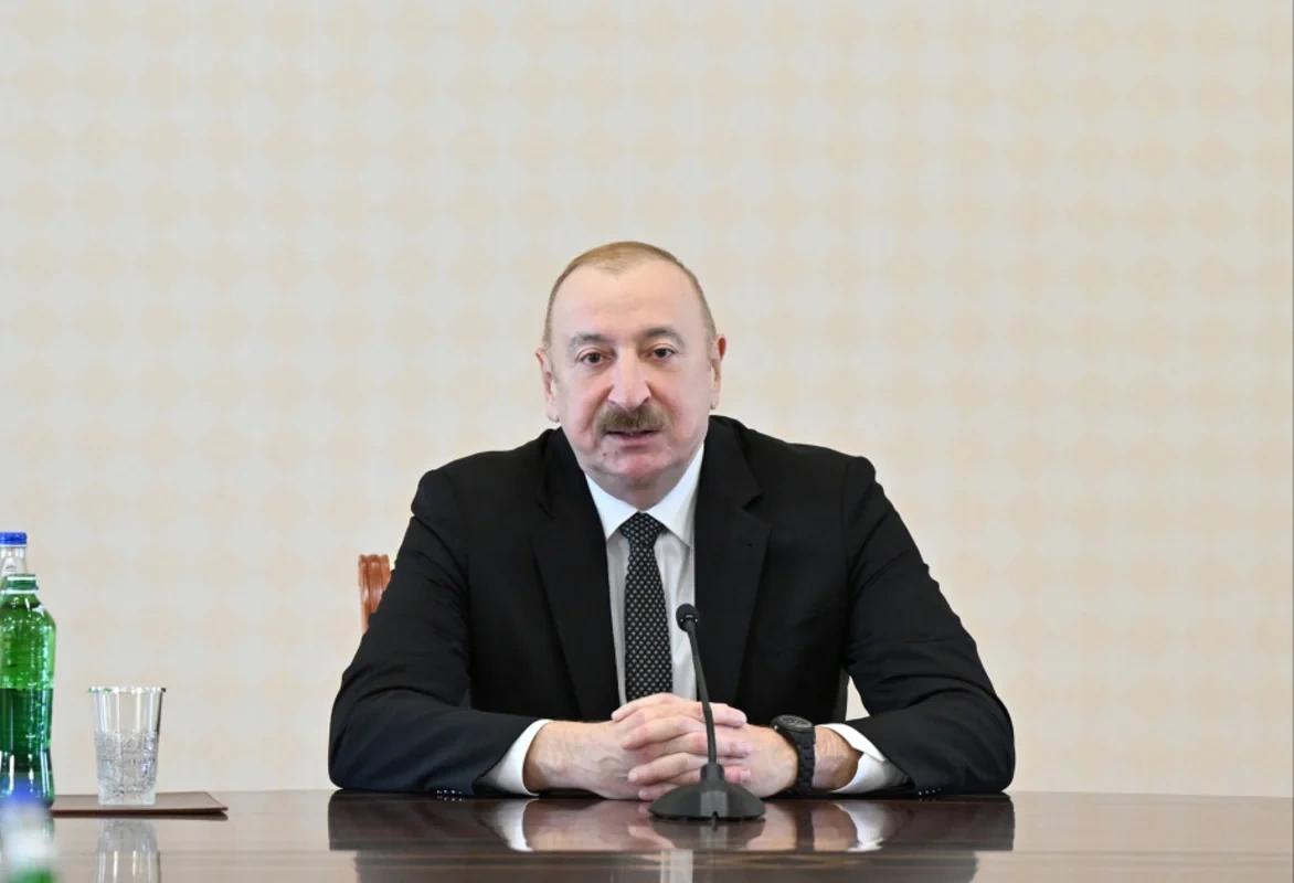 Prezidentdən bir sıra qeyri-filiz faydalı qazıntı yataqları ilə bağlı FƏRMAN