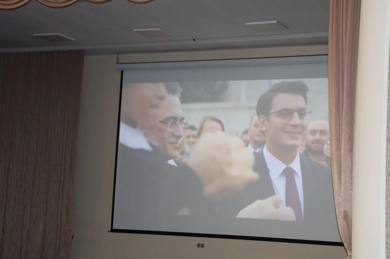 BSU-da Birləşmiş Millətlər Təşkilatının sülh elçisi ilə görüş keçirildi - FOTOLAR