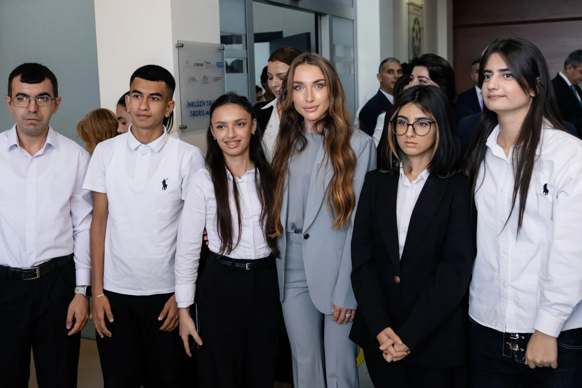Alyona Əliyeva Bakıda İnklüziv Təlim və Tədris Mərkəzinin açılış mərasimindən paylaşım edib - FOTO