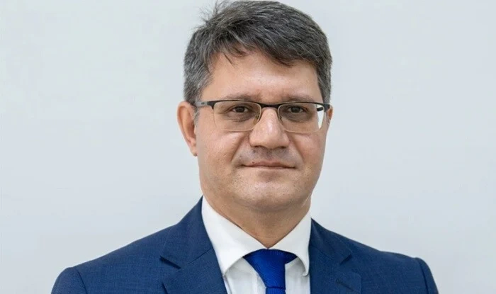 Bakıda "imtahan" verdiyi anda Gəncədə çıxış edir... - Saxtakarlıq