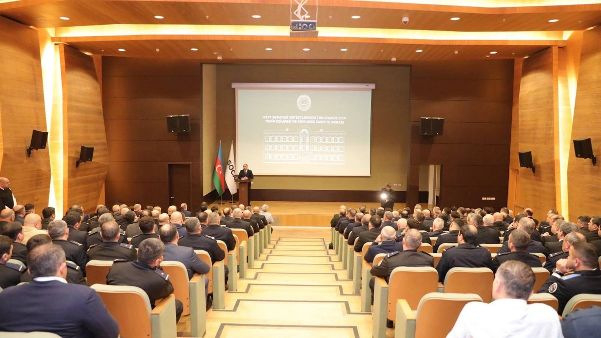 "Neft sənayesi obyektlərində təhlükəsizliyin təmin edilməsi və risklərin idarəolunması" mövzusunda seminar keçirilib - FOTO