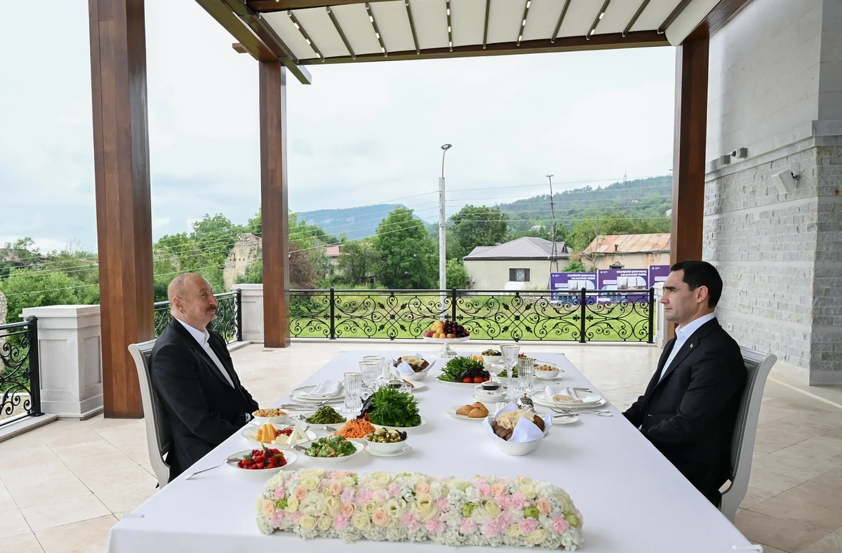 Azərbaycan və Türkmənistan prezidentləri Şuşada birgə nahar ediblər - FOTO