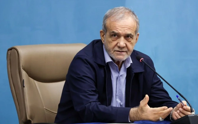 İran Prezidenti: "Xalqla kobud rəftar etməməliyik"