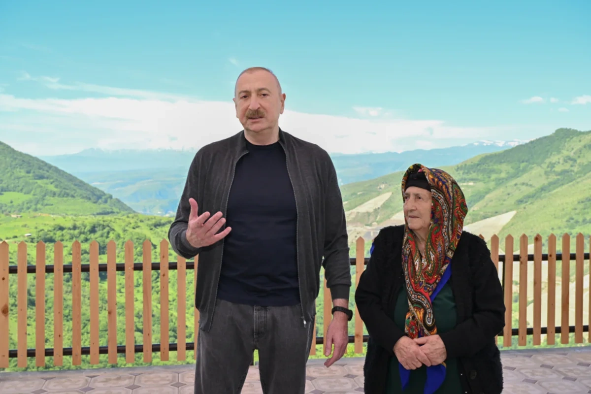 İlham Əliyev Şuşanın Böyük Qaladərəsi kəndində - FOTOLAR