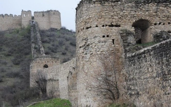 Qarabağ və Şərqi Zəngəzurda 130 abidə inventarlaşdırılmayıb - RƏSMİ