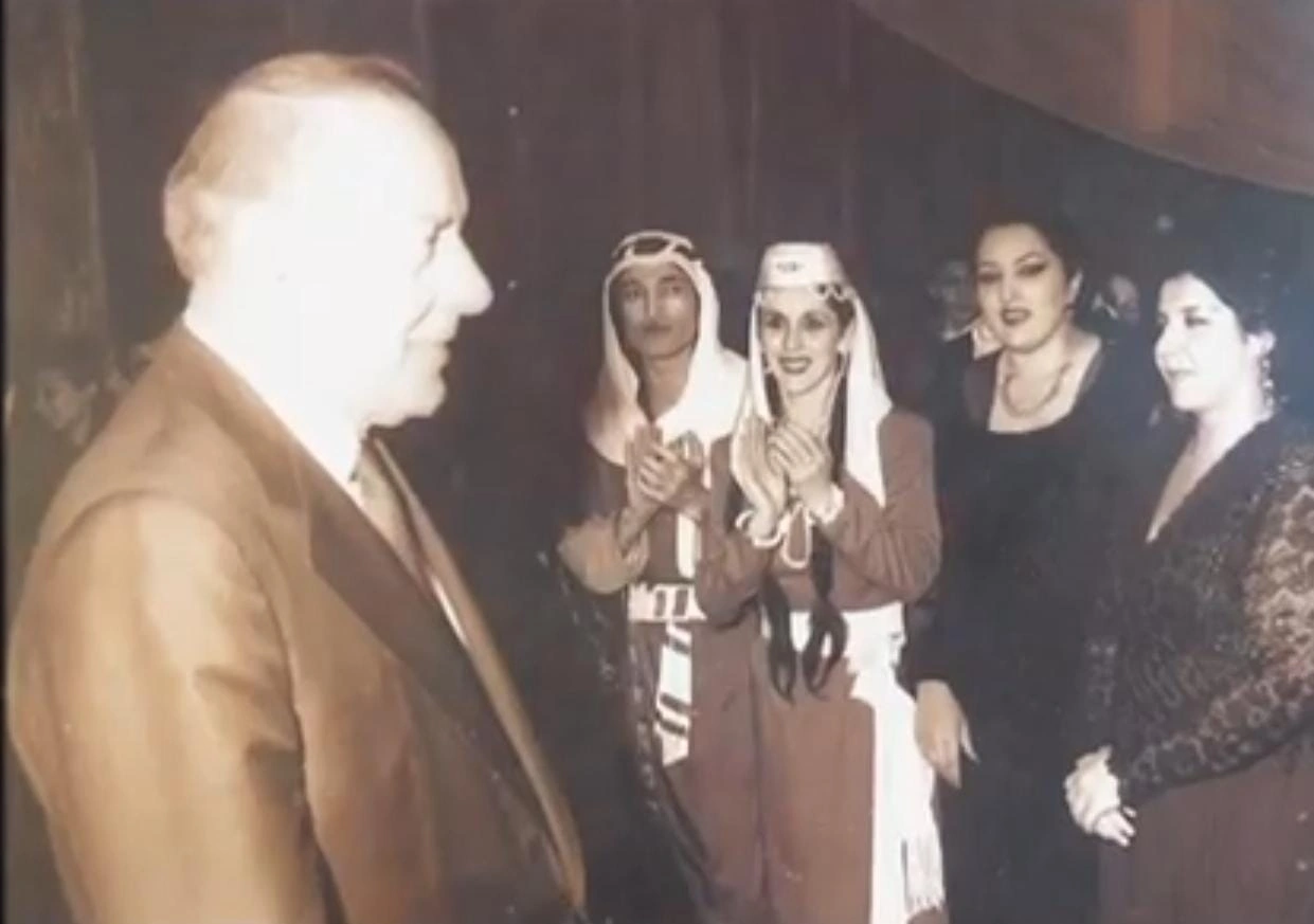 “Rayondakı toyu yarımçıq qoyub tamaşaya gədim, yerdən qolbağımı götürüb dedi ki..” - Heydər Əliyevi belə xatırladı - FOTO+ÖZƏL