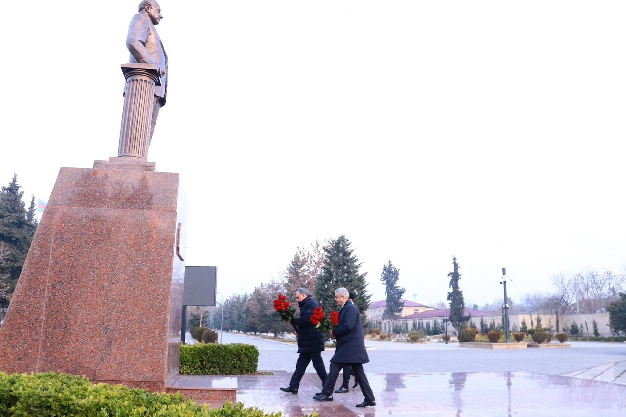 Baş prokuror İmişlidə vətəndaşları qəbul etdi - FOTOLAR