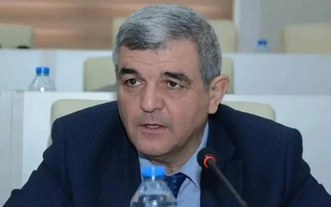İnsanlar bölgələrdə iş tapsa, Bakıda tıxac da azalacaq - DEPUTAT