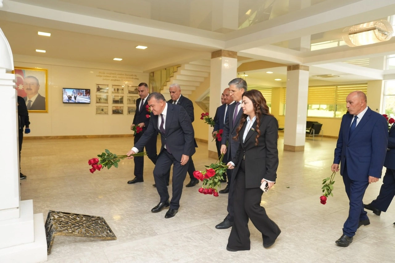 Xətai rayonunda "Energetiklər Günü" münasibətilə tədbir keçirildi - FOTO/VİDEO