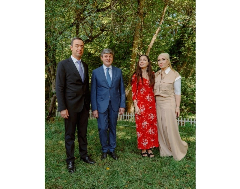 Leyla Əliyeva Qəbələdə fərdi sərginin açılışında və ağacəkmə aksiyasında iştirak edib - FOTO
