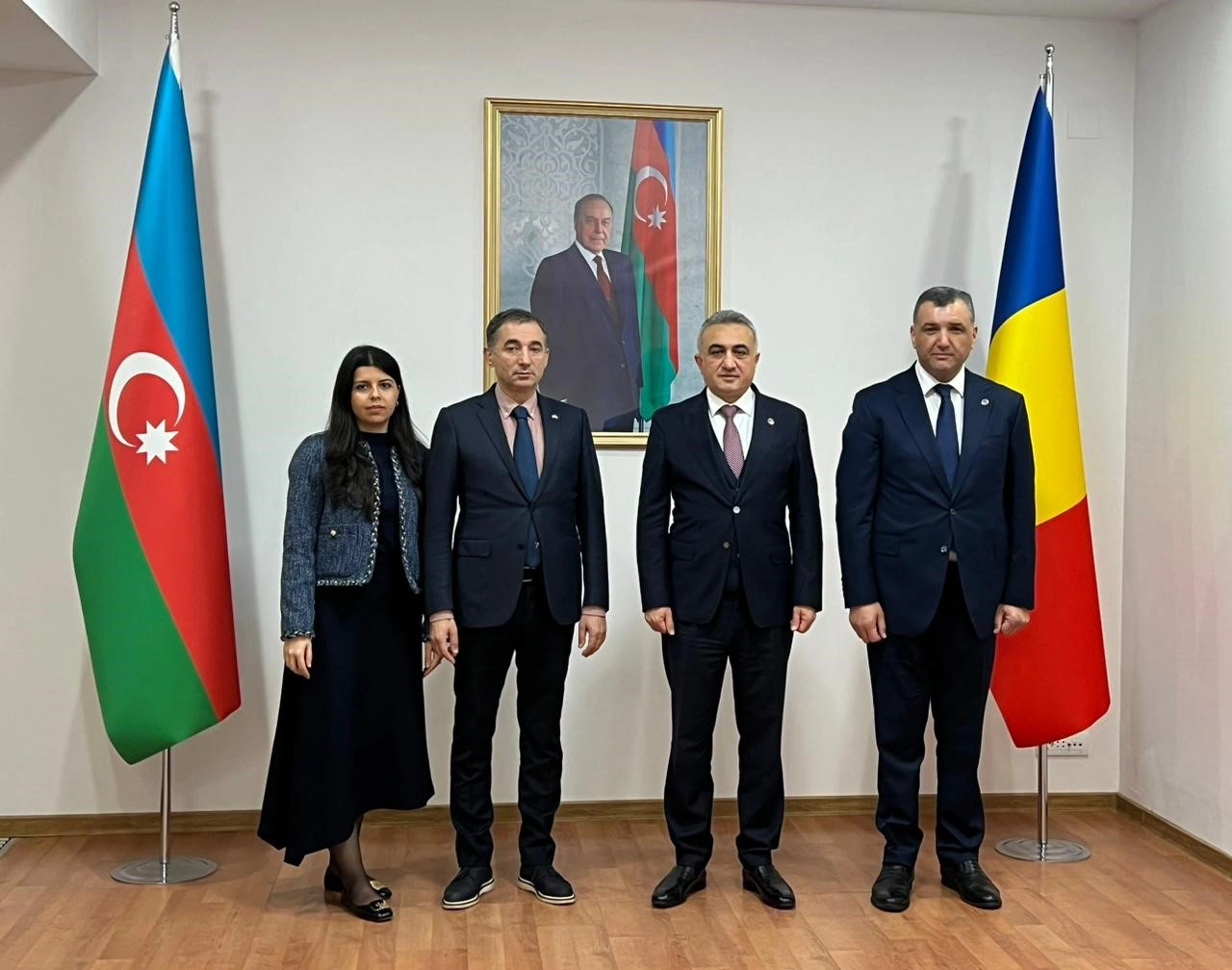 Vəkillər Kollegiyasının nümayəndə heyəti Azərbaycanın Rumıniyadakı səfirliyini ziyarət etdi - FOTO