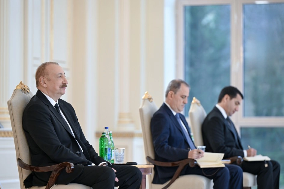 Prezident yeni səfirlərin etimadnamələrini qəbul etdi - YENİLƏNİB + FOTOLAR