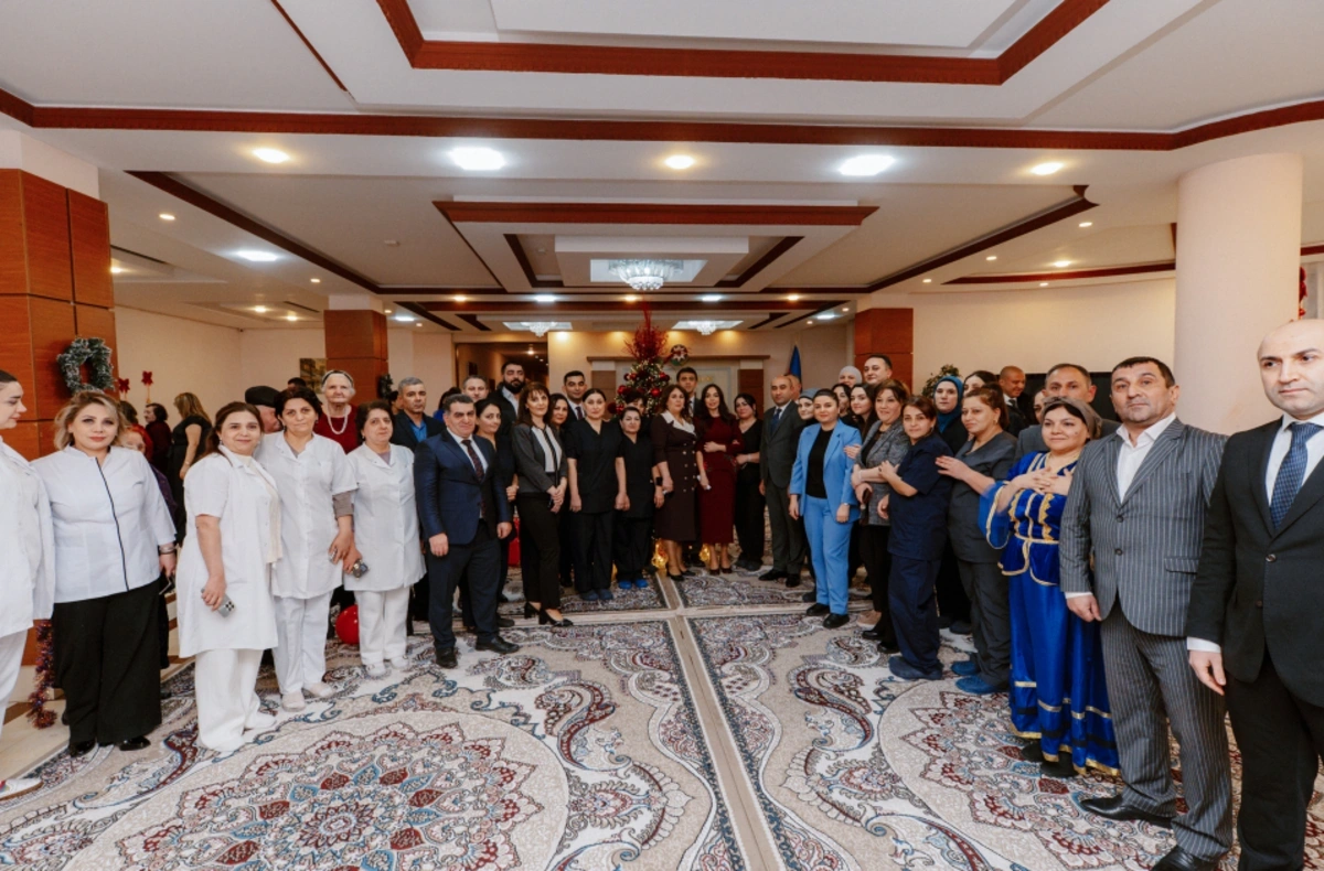 Ahıl şəxslər üçün sosial xidmət müəssisəsində Yeni il süfrəsi açılıb - FOTO