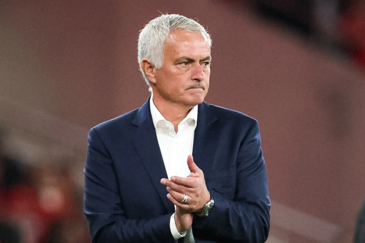 "Real Madrid" Mourinyonu rəsmən baş məşqçi təyin etdi