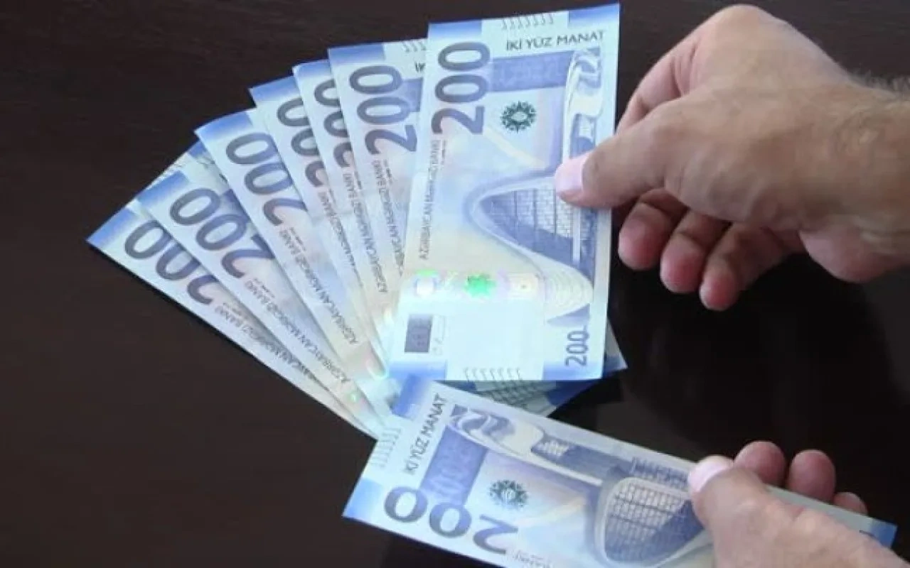 Bakıda müəllimlərin orta aylıq əməkhaqqı açıqlandı